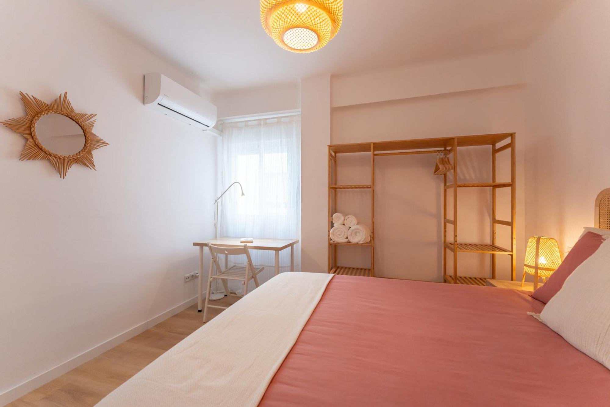 Malaga Lux Oasis - Modern 3Br, Fast Wifi, Smarttv Apartment Exterior foto